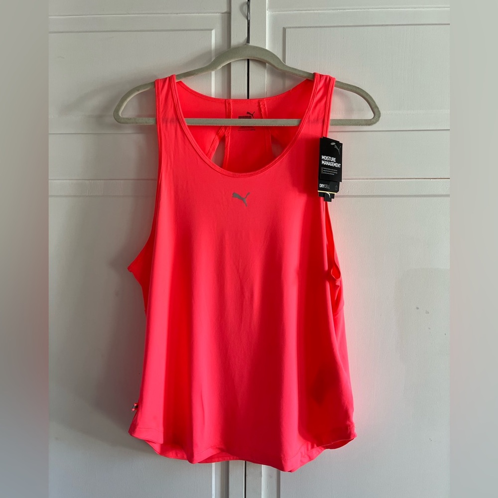 Bright pink Puma workout shirt size M. Never been worn, NWT
